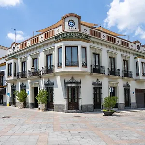 https://casa-grande-jerez-de-la-frontera.hotelsincadiz.net